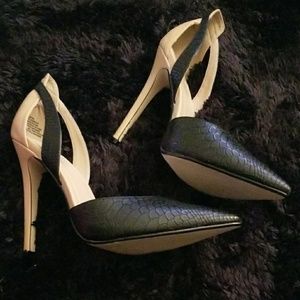 COPY - Black and Cream Heels